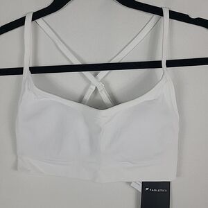 NEW FABLETICS Sleek Seamless Strappy Low Impact Bra in White Women’s Size S